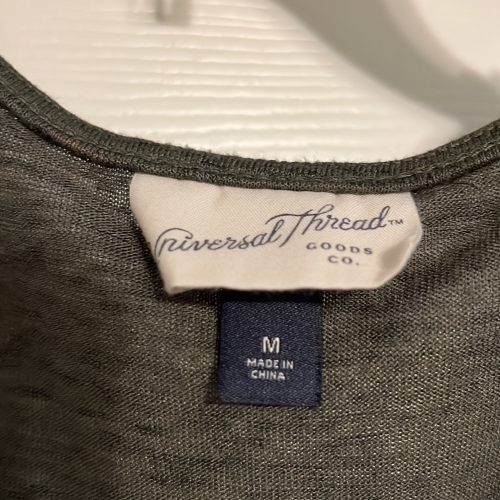 Universal Thread Tank Top - Picture 4 of 5